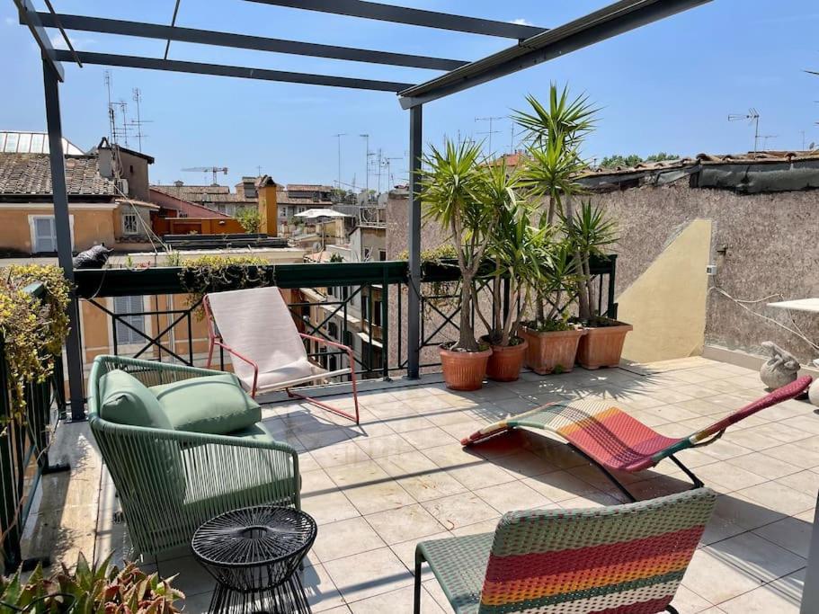 Suity I Penthouse With Two Terraces Рим Екстериор снимка
