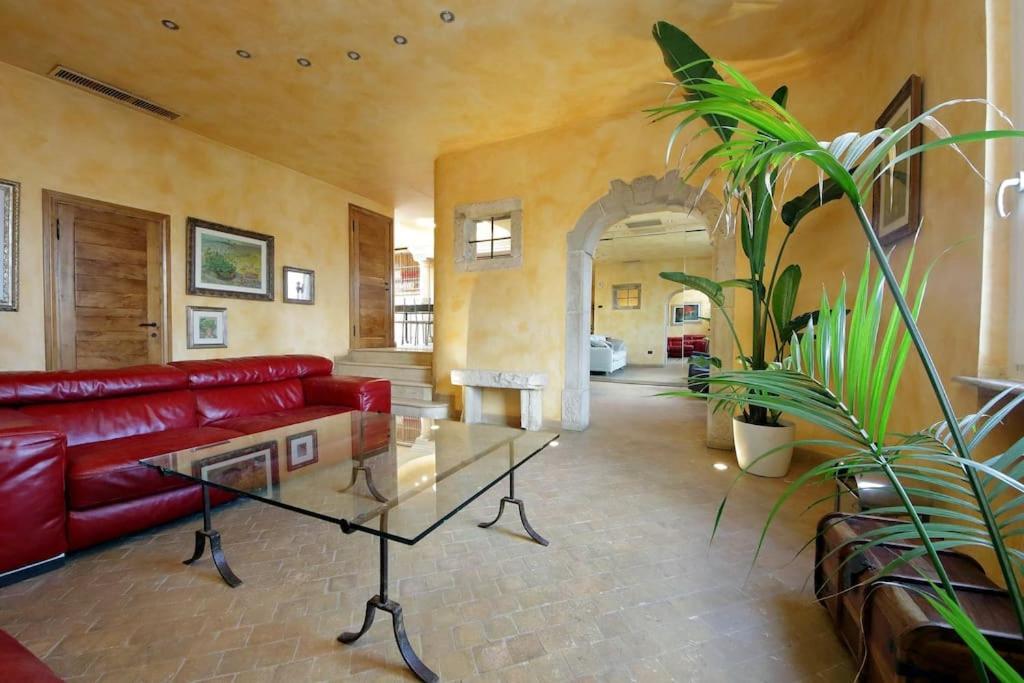 Suity I Penthouse With Two Terraces Рим Екстериор снимка