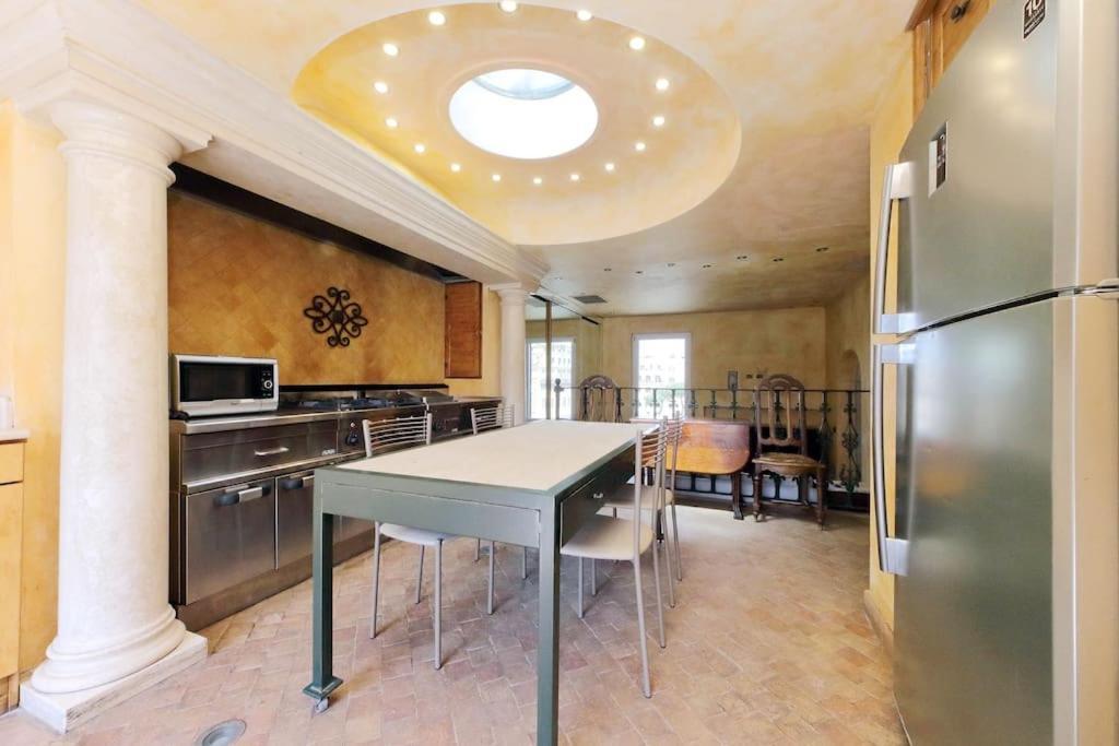 Suity I Penthouse With Two Terraces Рим Екстериор снимка